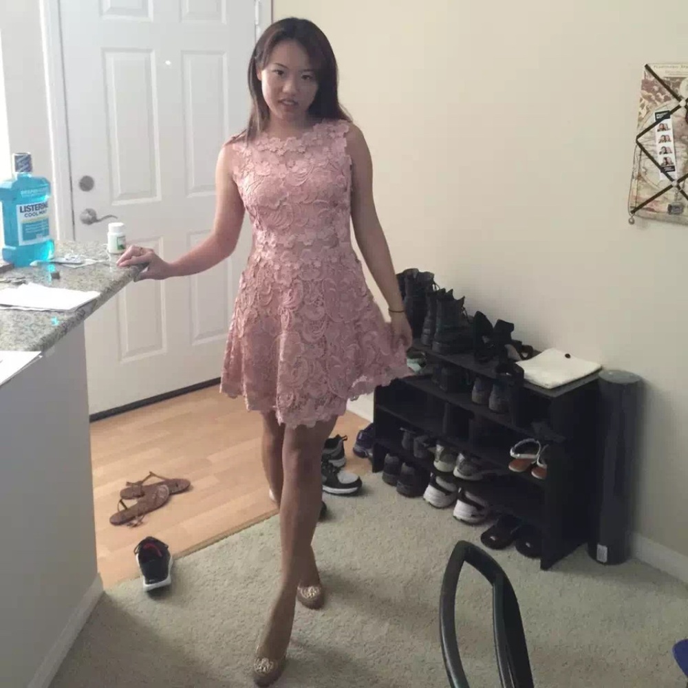 Topshop Scallop Lace Dress US Size 6